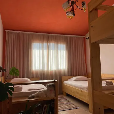 Cozy Big With Balcony