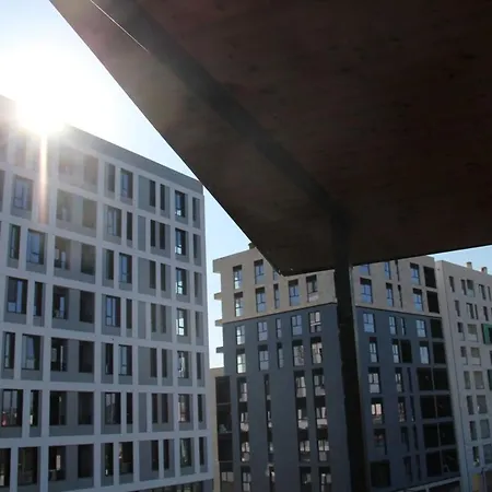 Cozy Big With Balcony *