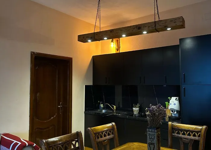 Cozy Big With Balcony Lägenhet *